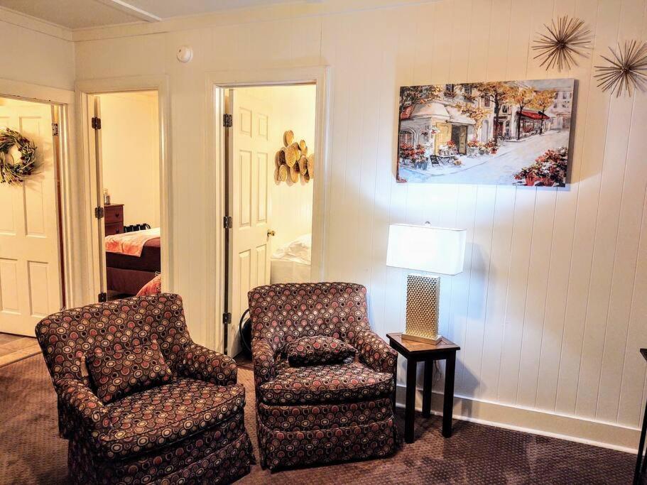#05 - Lakefront Two Bedroom Cottage- Pet Friendly Hot Springs Ngoại thất bức ảnh